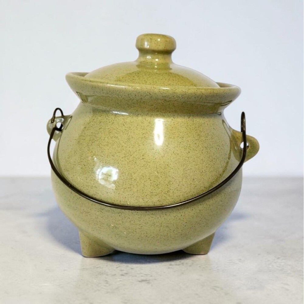 Hull McCoy Green Speckled Bean Pot Cauldron Lid Wire Handle Vintage Stoneware